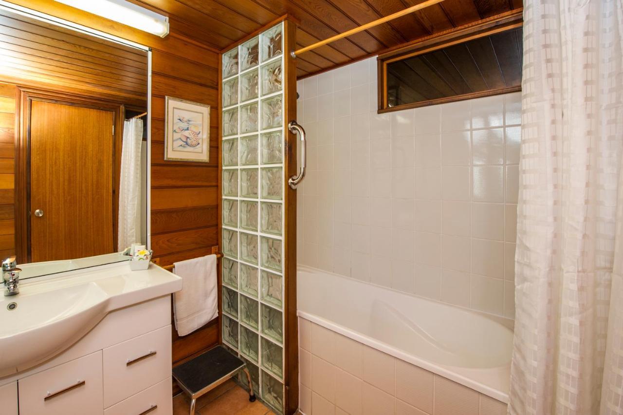 Beachside Cottage - A Private Peaceful Hidden Gem 50M To Beach Nelly Bay Exteriör bild